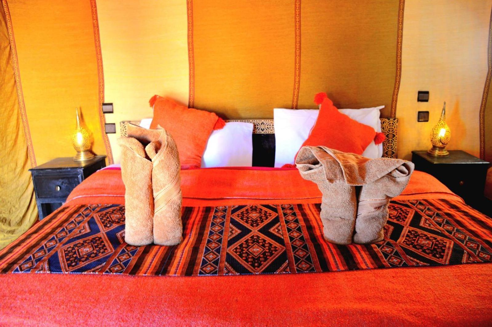 Elegant Luxury Camp Merzouga Exterior photo